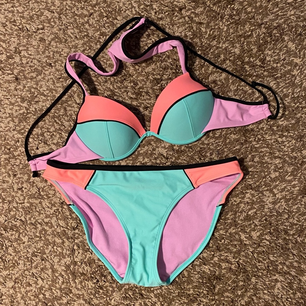 Color-Block Xhilaration Bikini Top & Bottom